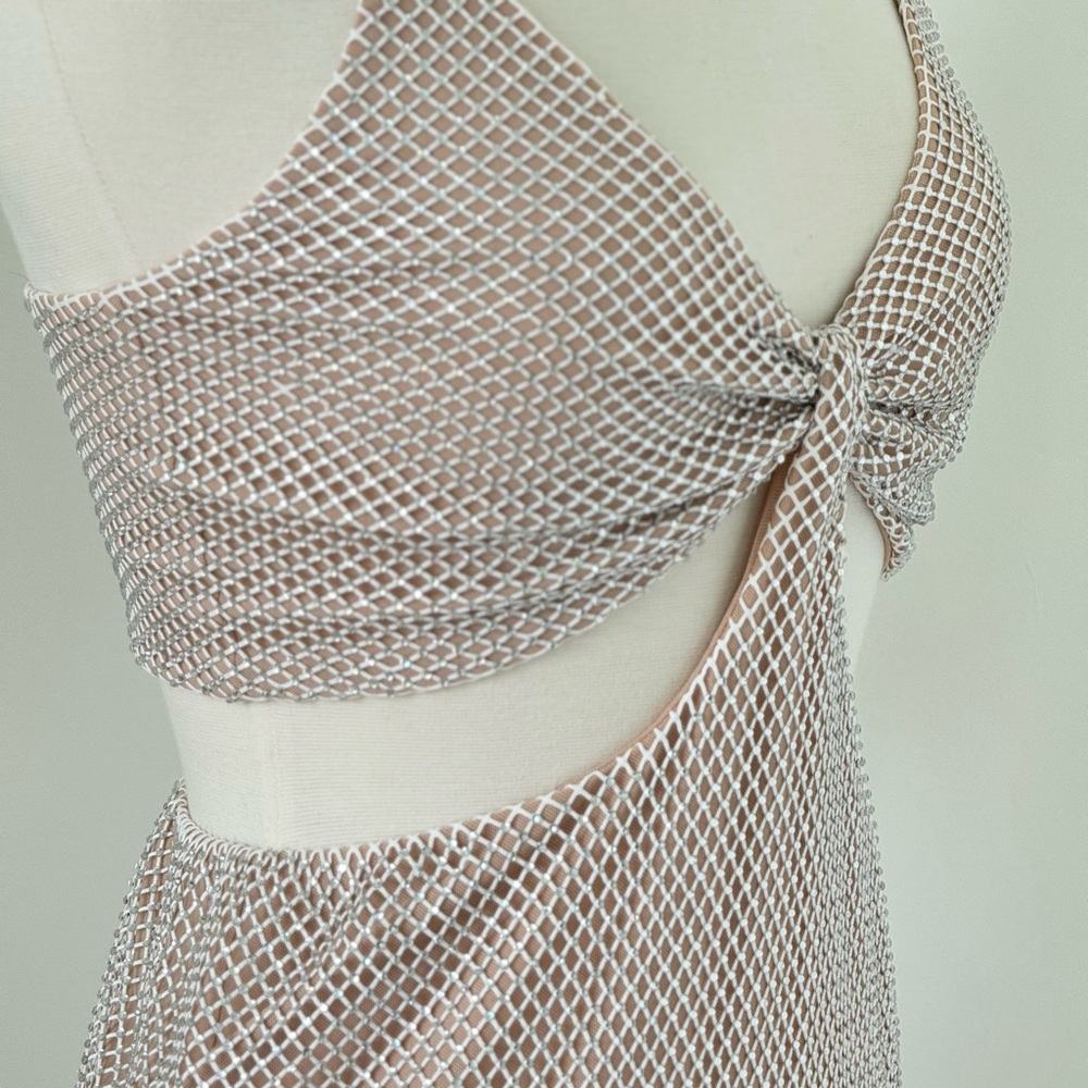 Alice + Olivia Bodycon Cut-Out Crystal Fishnet Dress Silver Beige Size 2